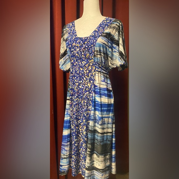 5 for $50 - 24/7 Comfort Dress with attached self tie waist sash - Picture 1 of 3